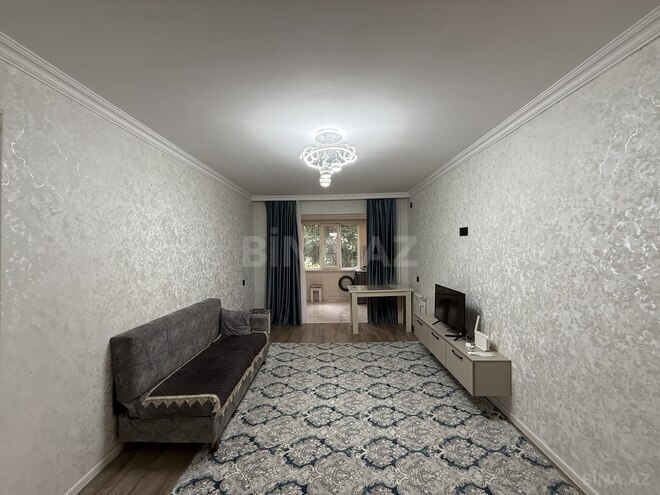 Продается 2-комн. вторичка 40 м², м. Нефтчиляр, photo 3 from 13