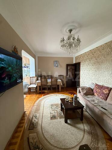 Satılır 2 otaqlı köhnə tikili 70 m², Nəriman Nərimanov m., photo 3 from 19