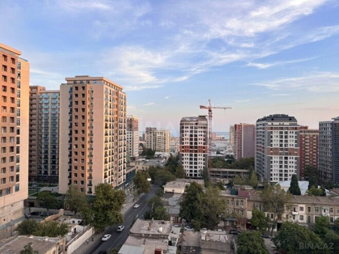 Satılır 4 otaqlı yeni tikili 145.4 m², 28 May m., photo 3 from 18