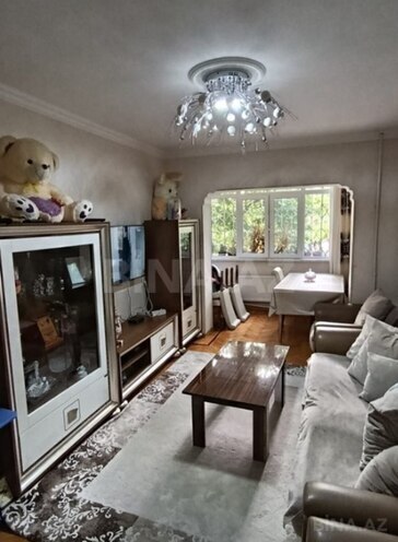 Satılır 2 otaqlı köhnə tikili 75 m², Nəsimi m., photo 1 from 11