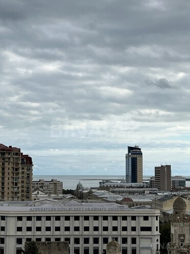 Продается 3-комн. новостройка 130 м², м. 28 мая, photo 1 from 14