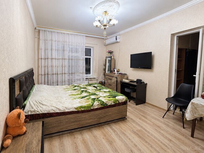 Продается 1-комн. вторичка 47 м², м. Насими, photo 1 from 6