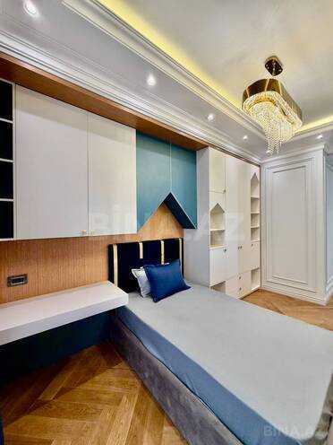 Satılır 4 otaqlı yeni tikili 207 m², 28 May m., photo 25 from 31