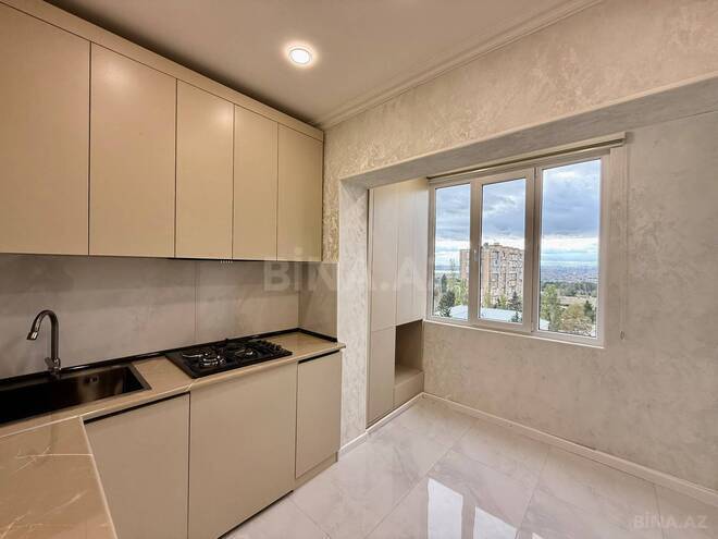 Satılır 2 otaqlı köhnə tikili 65 m², Xalqlar Dostluğu m., photo 8 from 16