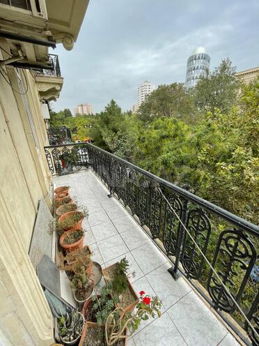 Satılır 3 otaqlı köhnə tikili 70 m², Şah İsmayıl Xətai m., photo 13 from 14