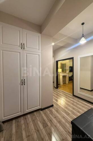 Продаётся 2-комн. новостройка 92 м², м. Элмляр Академиясы, photo 1 from 9