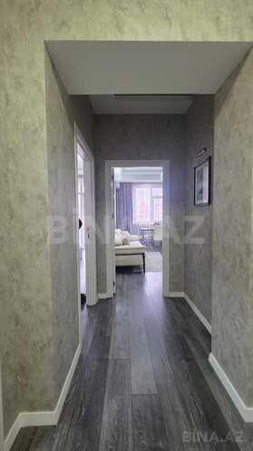 Сдается 2-комн. новостройка 67 м², м. Кара Караев, photo 12 from 28