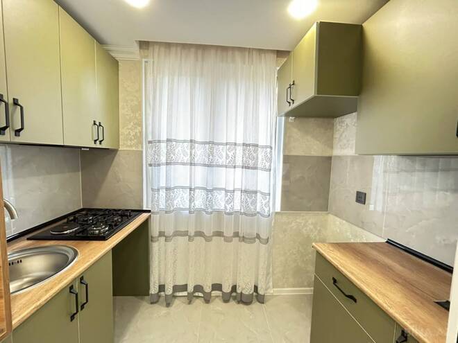 Satılır 2 otaqlı köhnə tikili 42 m², Qara Qarayev m., photo 6 from 14