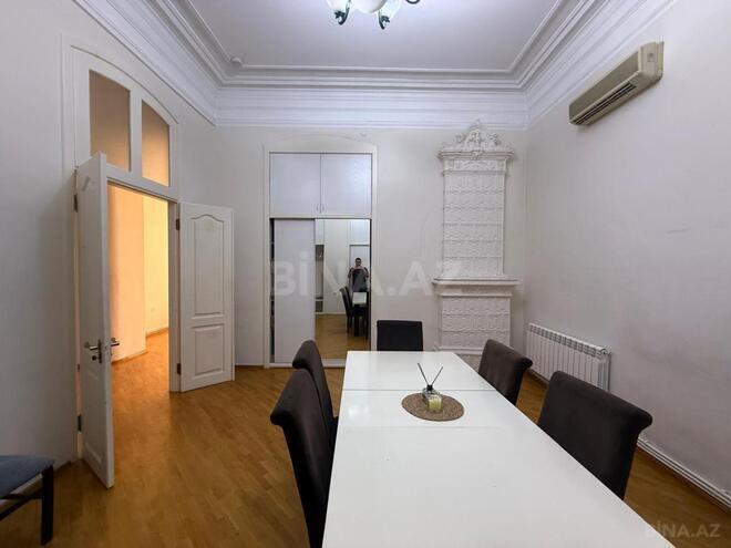 Продаётся 4-комн. вторичка 160 м², м. Сахил, photo 26 from 31