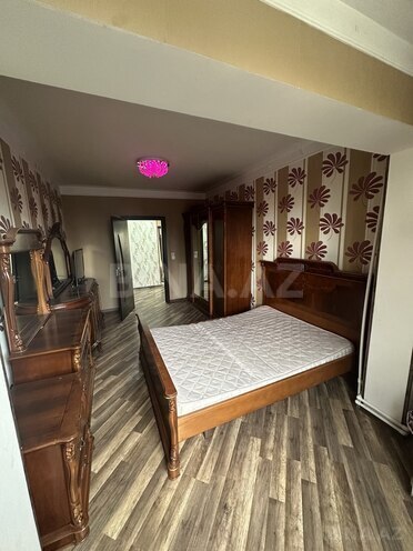 Продаётся 2-комн. вторичка 60 м², м. Ази Асланов, photo 4 from 12