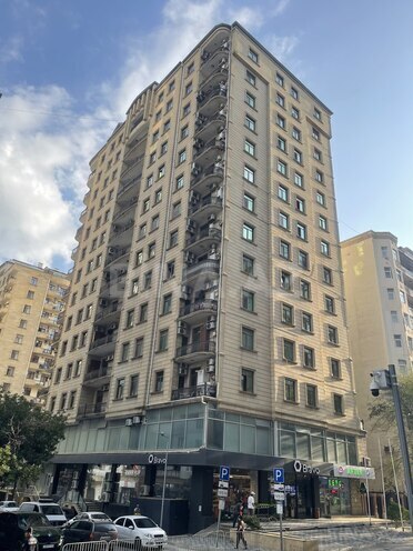 Продается 3-комн. новостройка 142 м², м. Низами, photo 1 from 12
