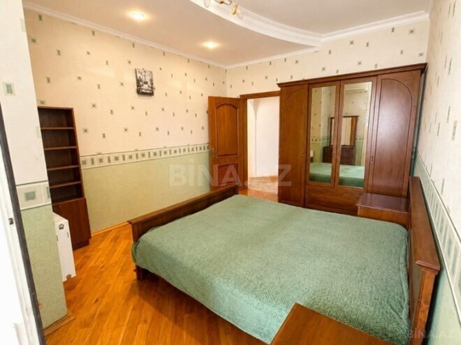 Продаётся 3-комн. новостройка 130 м², м. Низами, photo 15 from 18