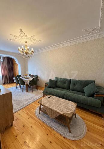 Satılır 4 otaqlı köhnə tikili 105 m², Memar Əcəmi m., photo 1 from 11