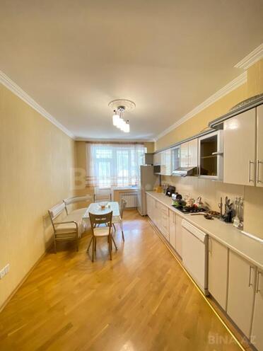 İcarəyə verilir 3 otaqlı yeni tikili 130 m², İnşaatçılar m., photo 8 from 19