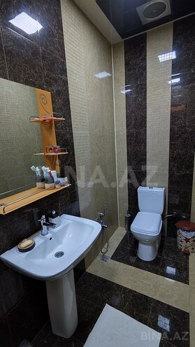 Satılır 8 otaqlı həyət evi/bağ evi 450 m², Şüvəlan q., photo 27 from 31