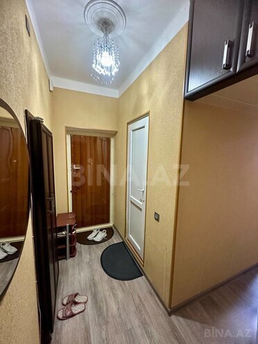 Продается 2-комн. вторичка 50 м², м. Кара Караев, photo 11 from 17