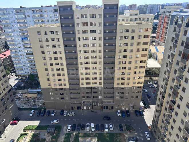 Продается 3-комн. новостройка 70 м², м. Кара Караев, photo 1 from 32