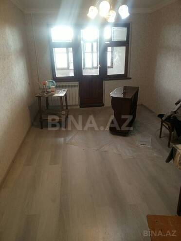 Продается 1-комн. вторичка 25 м², м. Элмляр Академиясы, photo 1 from 6