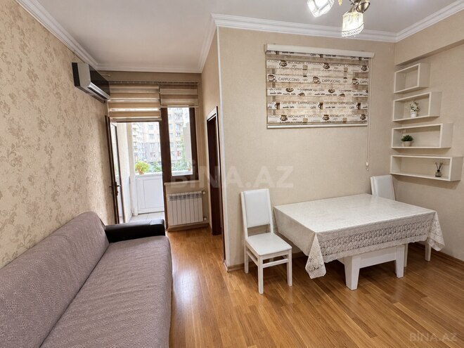 Продается 2-комн. новостройка 41 м², м. Кара Караев, photo 3 from 11