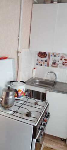 Продается 3-комн. вторичка 75 м², м. Нефтчиляр, photo 10 from 13