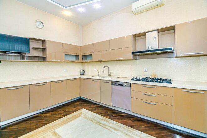 İcarəyə verilir 8 otaqlı həyət evi/bağ evi 800 m², Yasamal r., photo 26 from 32