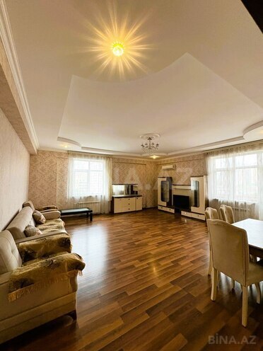 Сдаётся 2-комн. новостройка 106 м², м. Низами, photo 1 from 14