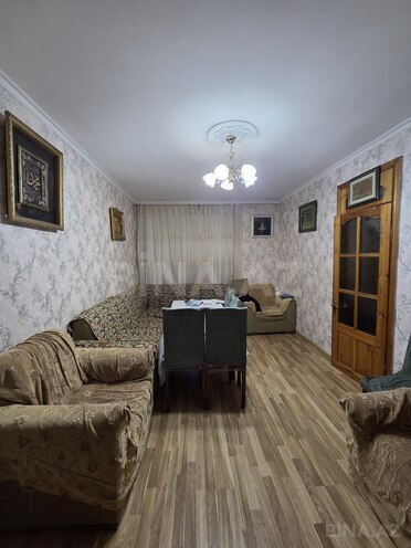 Продается 3-комн. вторичка 75 м², photo 1 from 15