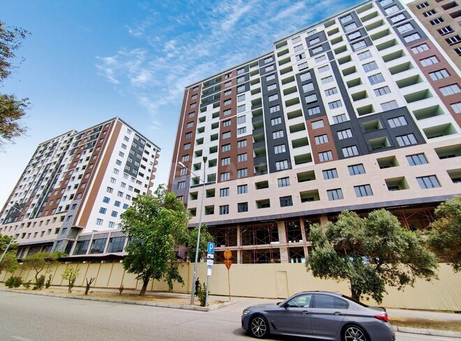 Продается 3-комн. новостройка 94 м², м. Нефтчиляр, photo 1 from 11