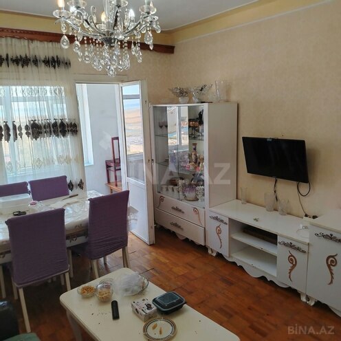 Продаётся 3-комн. вторичка 80 м², Хатаинский р., photo 3 from 16