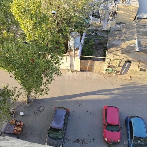 Продаётся 3-комн. вторичка 80 м², Хатаинский р., photo 11 from 16