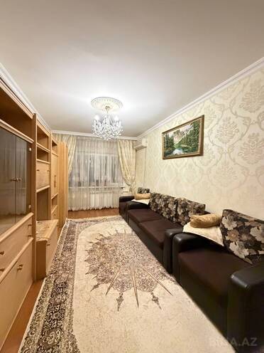 Продается 3-комн. вторичка 85 м², м. 8 ноября, photo 1 from 17