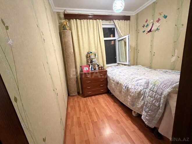 Продаётся 2-комн. вторичка 35 м², м. Нефтчиляр, photo 3 from 9