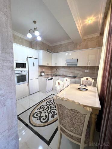 Сдаётся 2-комн. новостройка 90 м², м. Элмляр Академиясы, photo 3 from 17