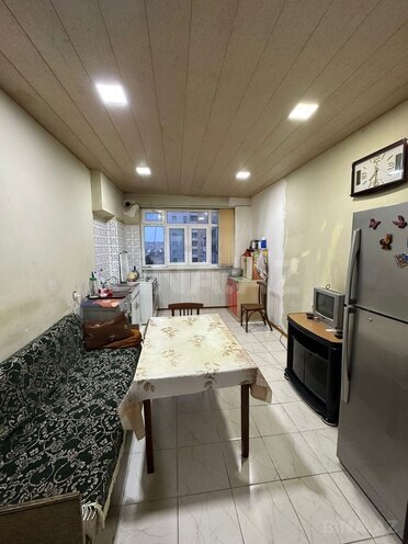 Satılır 3 otaqlı köhnə tikili 80 m², Əhmədli m., photo 1 from 9