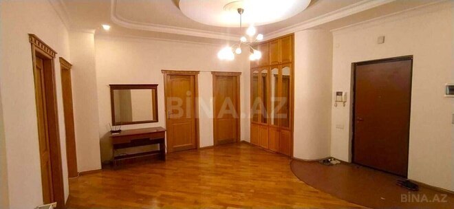 Satılır 4 otaqlı yeni tikili 225 m², Nizami m., photo 16 from 17