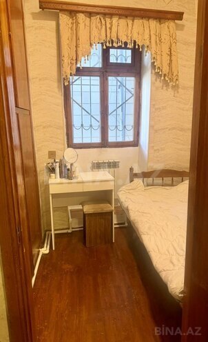 Satılır 3 otaqlı köhnə tikili 70 m², 28 May m., photo 5 from 9