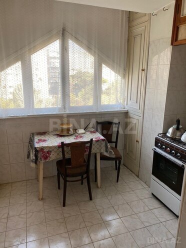 Продаётся 2-комн. вторичка 60 м², м. Ази Асланов, photo 7 from 12