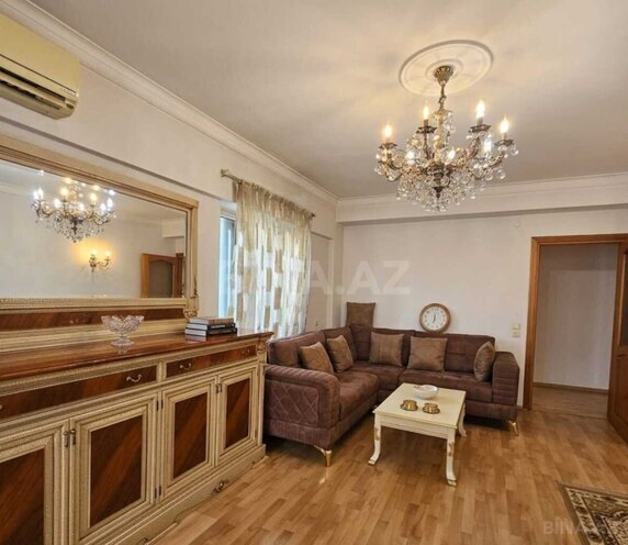 Продаётся 2-комн. вторичка 60 м², м. Шах Исмаил Хатаи, photo 1 from 20