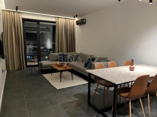 Продаётся 2-комн. новостройка 87 м², м. Ази Асланов, photo 1 from 18