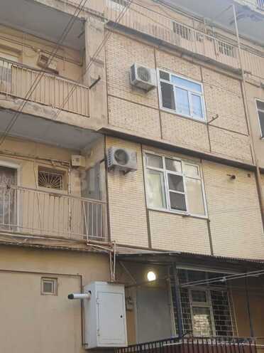 Продаётся 2-комн. вторичка 42 м², м. Ахмедлы, photo 1 from 12