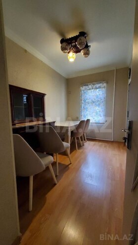 Satılır 3 otaqlı köhnə tikili 67 m², İnşaatçılar m., photo 4 from 12
