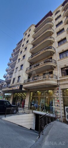 Сдаётся 3-комн. новостройка 150 м², Насиминский  р., photo 1 from 16