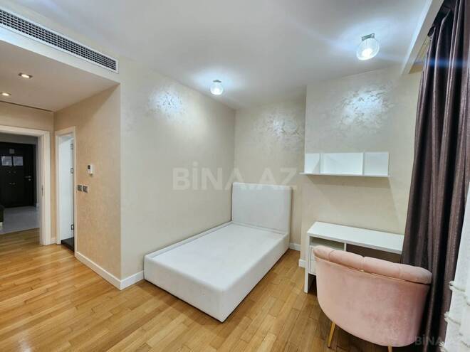 Сдается 4-комн. новостройка 200 м², Насиминский  р., photo 24 from 28