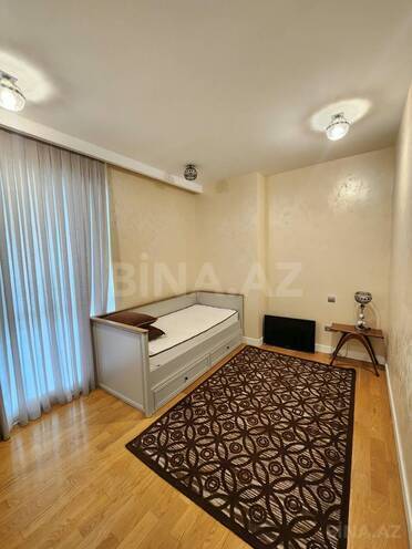 Сдается 4-комн. новостройка 200 м², Насиминский  р., photo 17 from 28