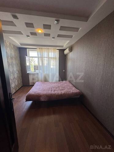 Satılır 3 otaqlı köhnə tikili 75 m², Bakıxanov q., photo 8 from 32