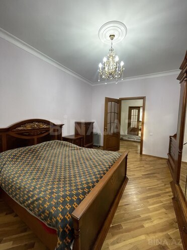 Сдается 3-комн. новостройка 180 м², м. Иншаатчылар, photo 13 from 27