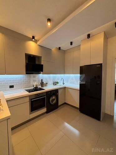 Продается 2-комн. новостройка 60 м², м. Нефтчиляр, photo 10 from 14
