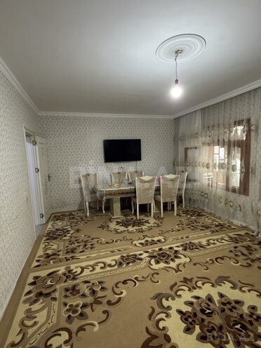 Продается 4-комн. вторичка 73.8 м², photo 1 from 17