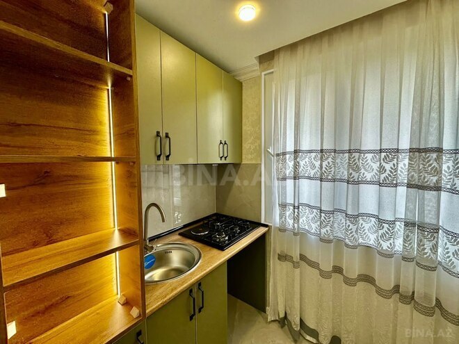 Продается 2-комн. вторичка 40 м², м. Кара Караев, photo 8 from 13