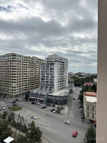 Продается 3-комн. новостройка 126 м², м. Кара Караев, photo 7 from 18